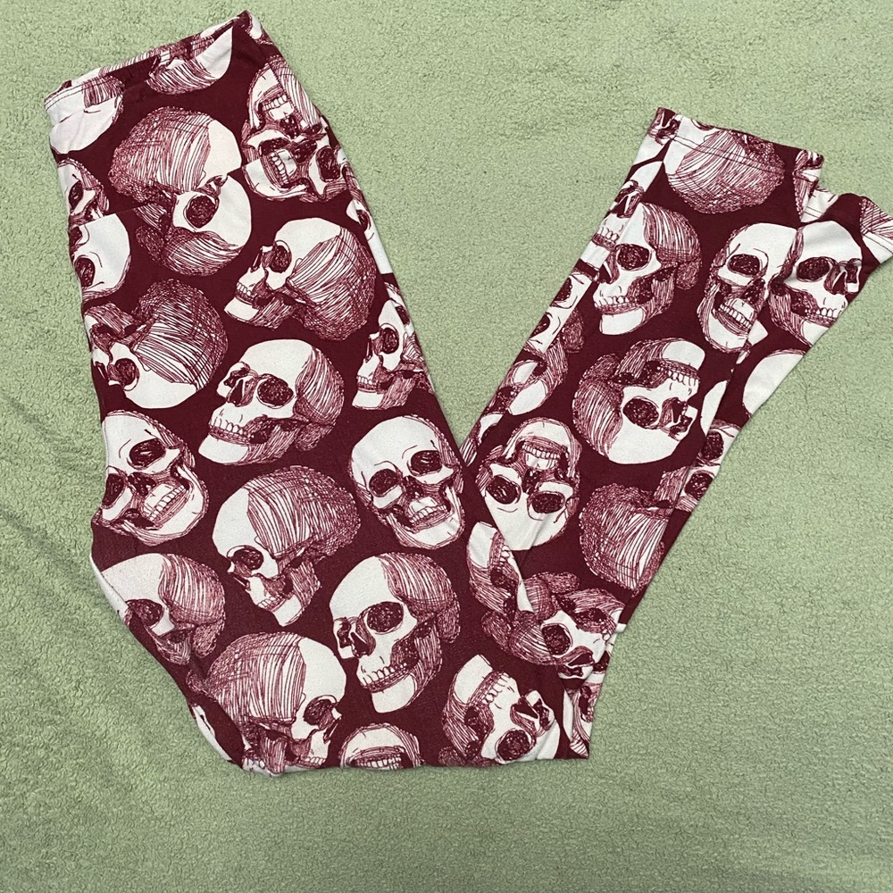 skull leggings burgundy one size RARE LLR